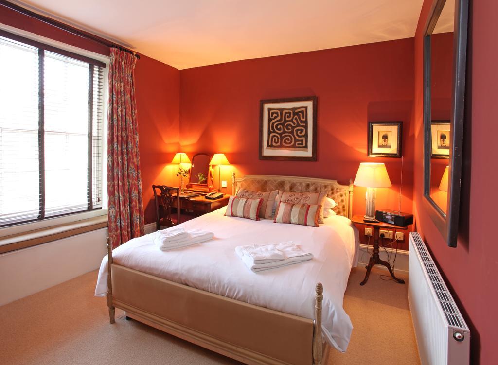 The Crown Hotel Wells-next-the-Sea Exterior photo